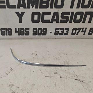 MOLDURA PARACHOQUES DERECHO MERCEDES USADO