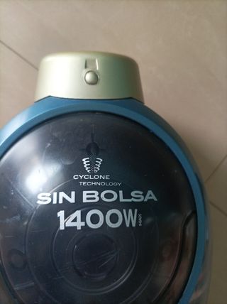 ASPIRADORA UFESA SIN BOLSA 1400W
