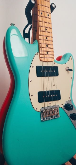 FENDER MUSTANG 90 ED.ESPECIAL_REBAJA TEMPORAL