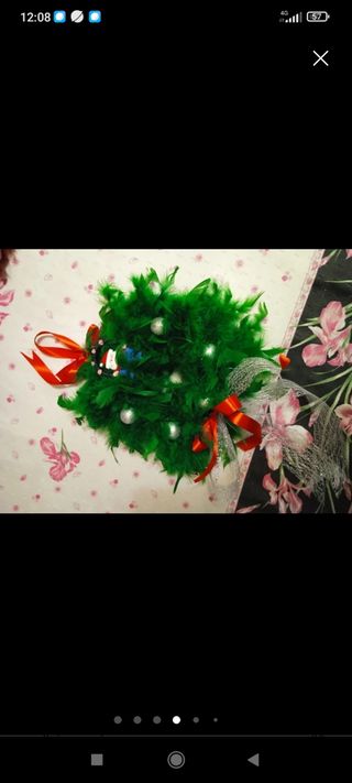 Ghirlanda di natale piumata