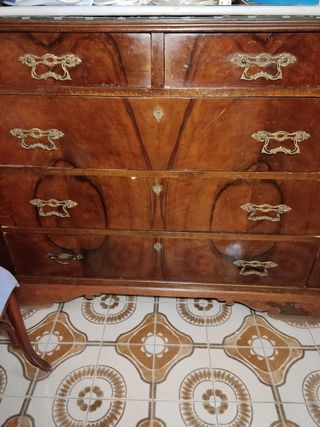 Cómoda anticuario