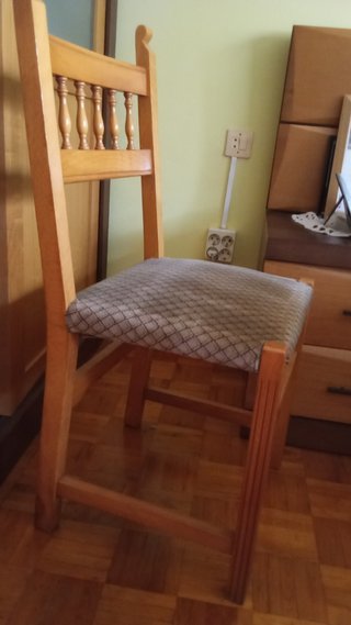 Silla sólida artesanal