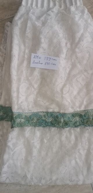 2 Cortinas y 12 ganchos. Antiguas