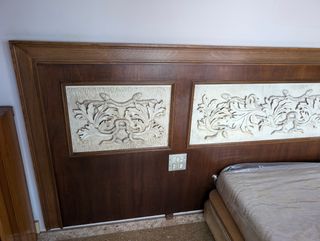 Cabecero de cama hecho a mano.