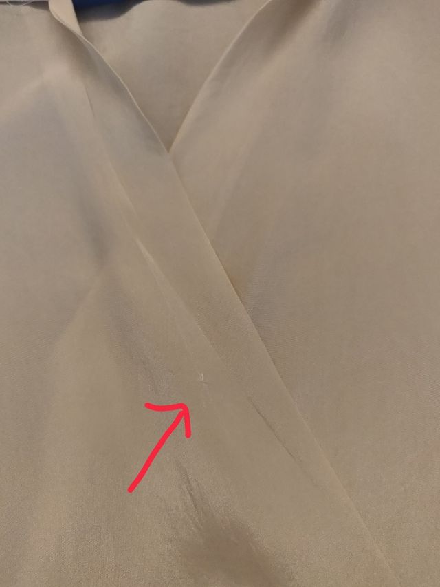 Blusa toque seda amarelo casca de ovo