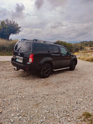 Nissan Pathfinder 2005