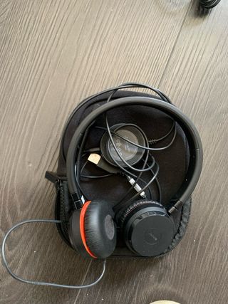 Tastiere, mouse e cuffie