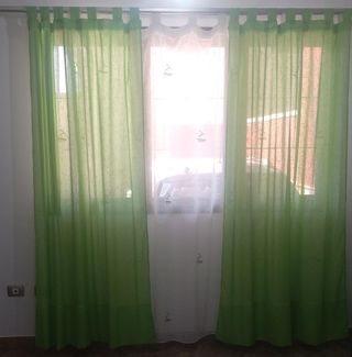 Juego de cortinas.