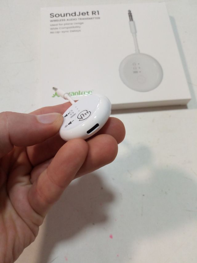 Adattatore Bluetooth per Aereo AirPods e Cuffie