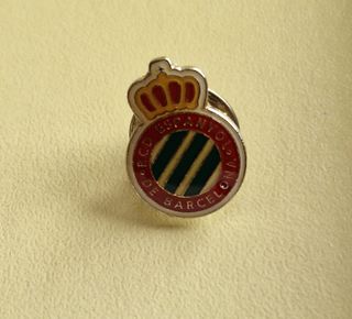 Cambio pins de fútbol