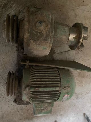MOTOR ELECTRICO Y BOMBA
