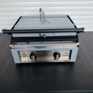 🅰 + Grill Eléctrico Ind. 40 cm