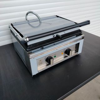 🅰 + Grill Eléctrico Ind. 40 cm