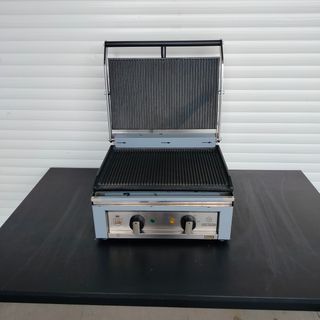 🅰 + Grill Eléctrico Ind. 40 cm