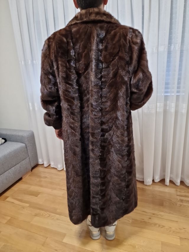 Abrigo de piel.