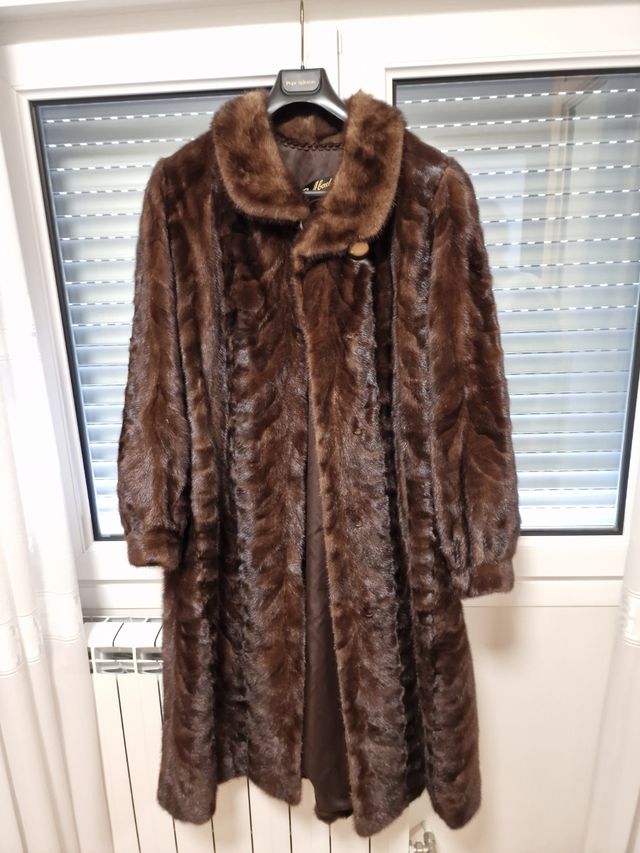 Abrigo de piel.