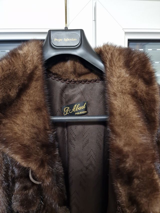 Abrigo de piel.