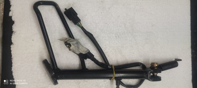 Kymco K-XCT 125 i ,Pata de cabra