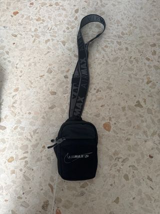 Riñonera nike