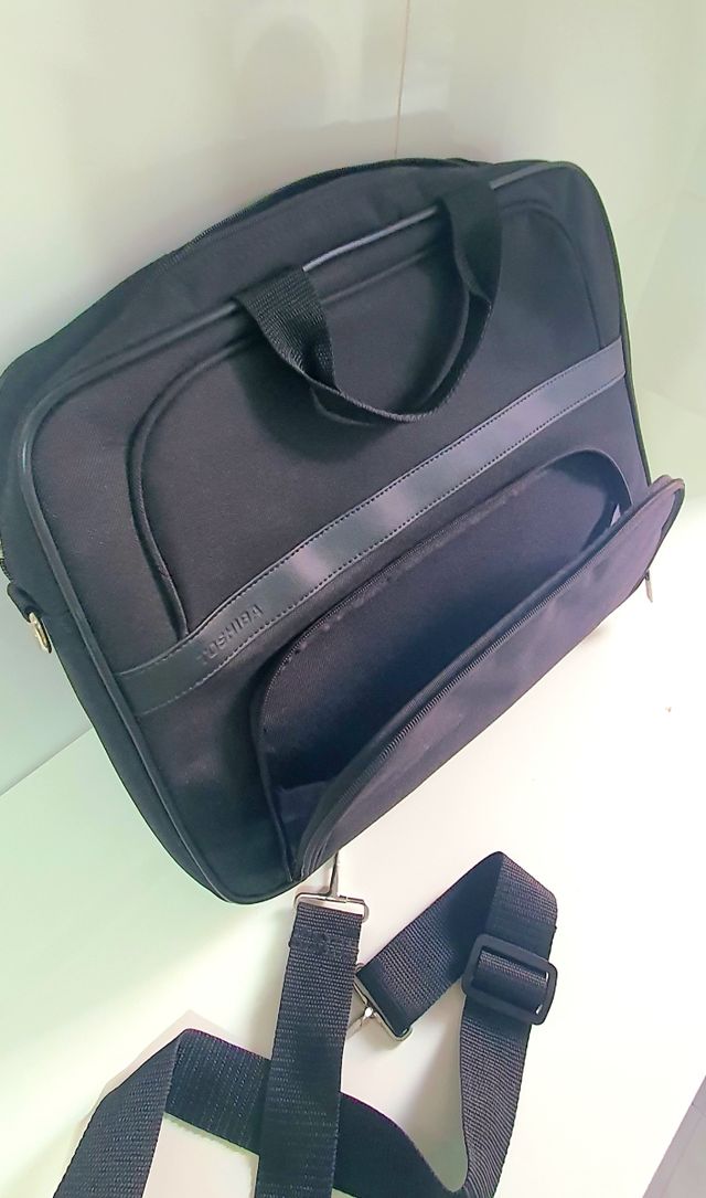 Maletín Toshiba para portátil