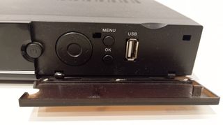 TDT Satélite ENGEL RS8100Y