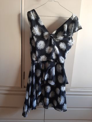 Abito corto elegante