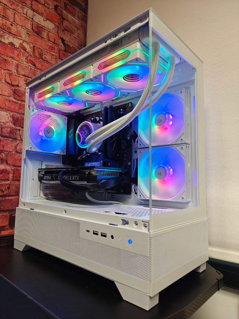 ¡PC GAMING NUEVO! AMD RYZEN 5 9600X + RTX 5070