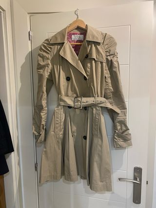 Trench Paris Hilton