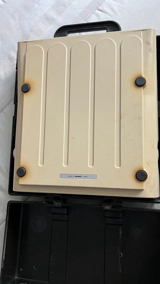 Máquina de escribir olivetti lettera 35