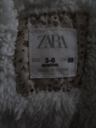 Buzo Zara (3 a 6 meses) – 17€