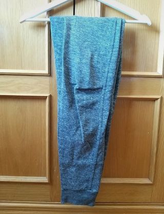 pantalón de chándal gris