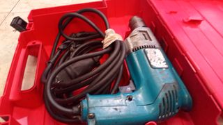 taladro makita eléctrico 750 w
