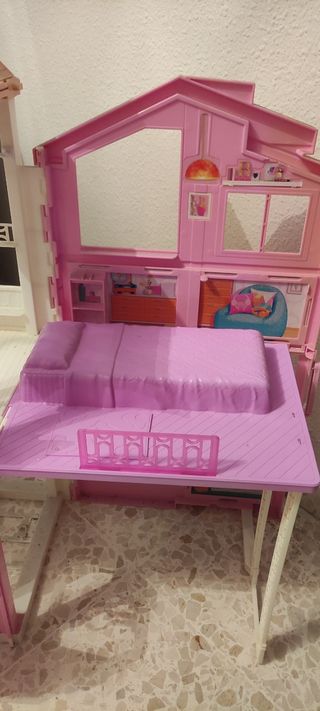 CASA DE MUÑECAS