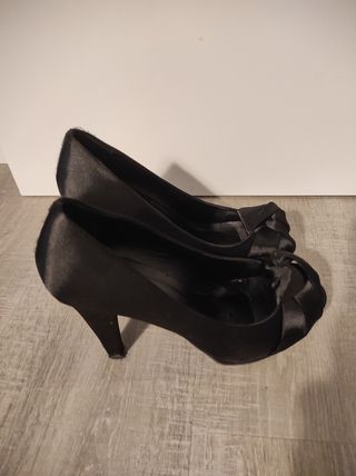 Zapatos de tacón núm. 38