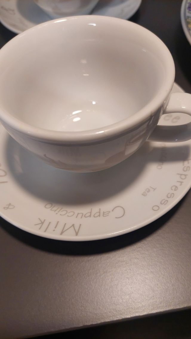 set 4 tazze ceramica da te o cappuccino