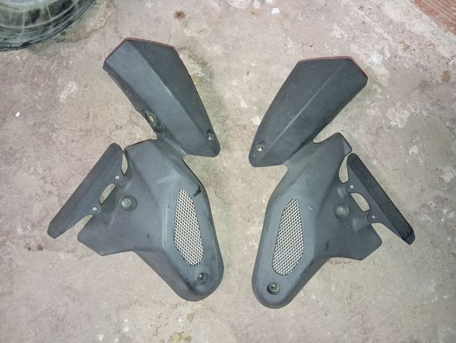 Interiores carenado Aprilia tuono 50