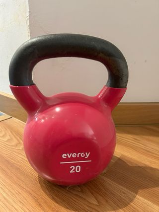 Kettlebel pesa de 20 kilos
