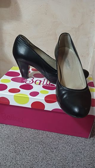 Zapatos salon tacon negros