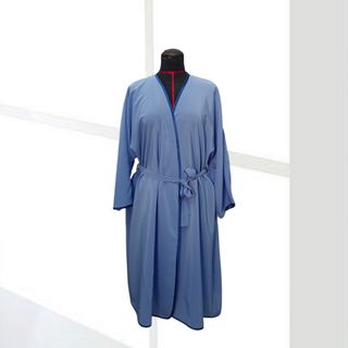‼️Bata peluquería azul Nueva 19€ 