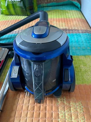Aspiradora Bluesky 1750 w