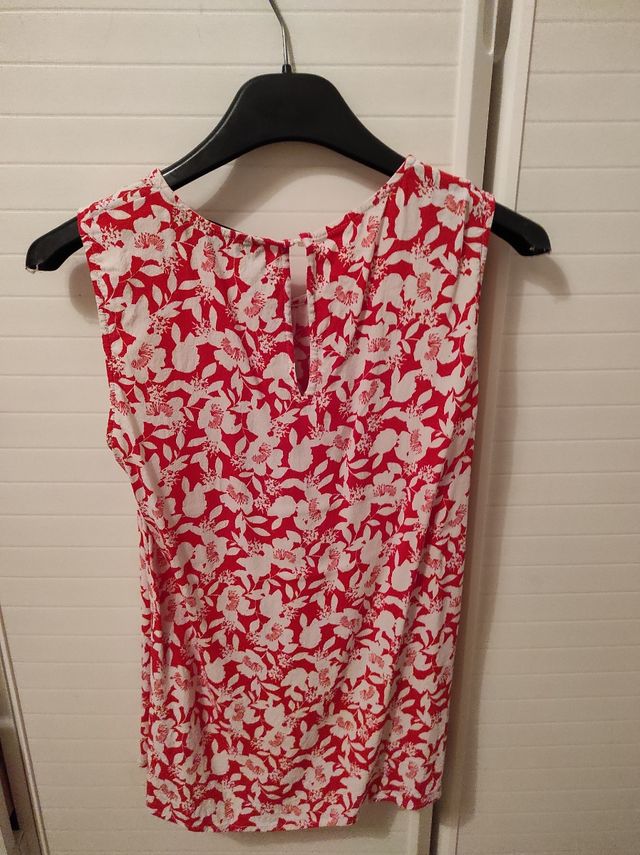 Maglietta a fiori Hallhuber