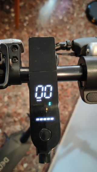 Patín eléctrico Denver Black 10"