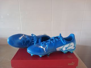 Se venden botas de fútbol Talla 41