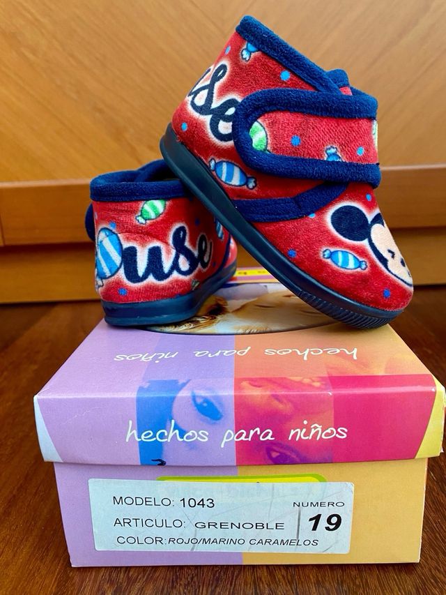 Lote zapatillas casa bebe Talla 19
