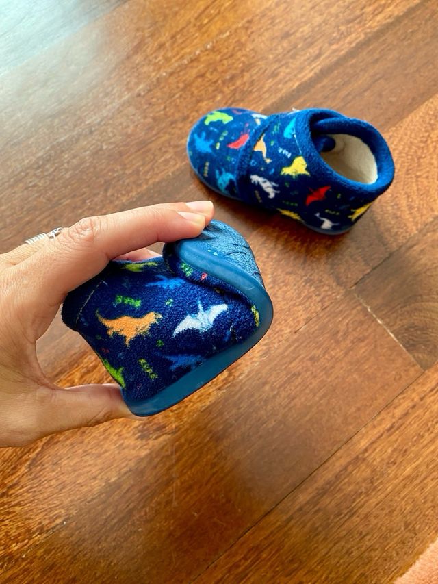 Lote zapatillas casa bebe Talla 19