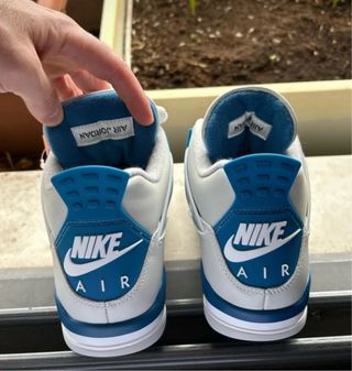 Zapatillas Jordan 4 Military blue (2024)