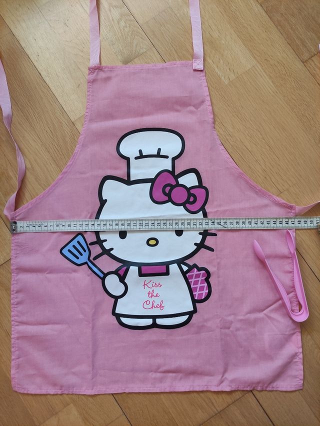 Delantal, gorro cocinera Hello Kitty