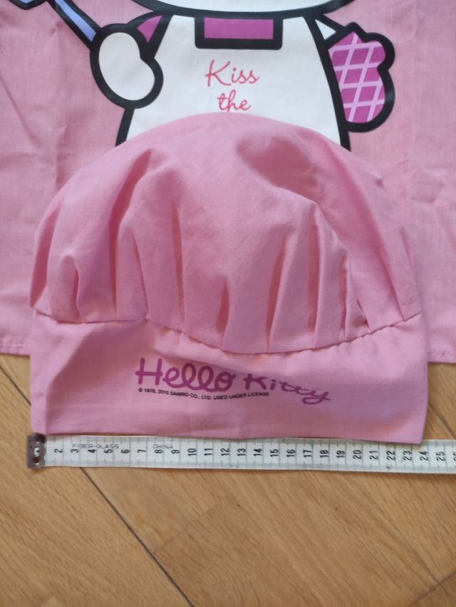 Delantal, gorro cocinera Hello Kitty
