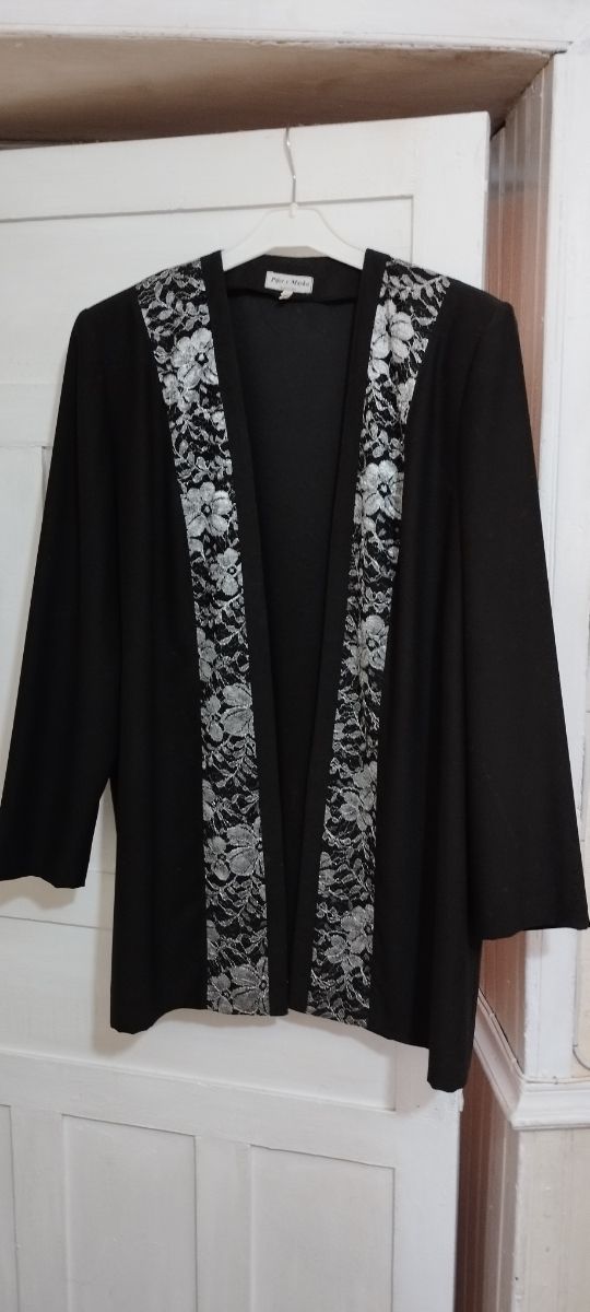 Vestido con chaqueta