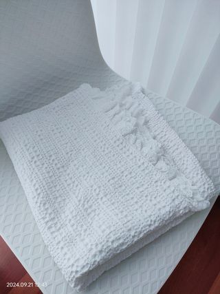 Colcha cuna ZARA HOME